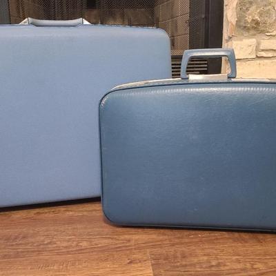 Vintage Blue Suitcases --Samsonite "Montbello II" 26" (Chambray Interior) And Unmarked 20" 