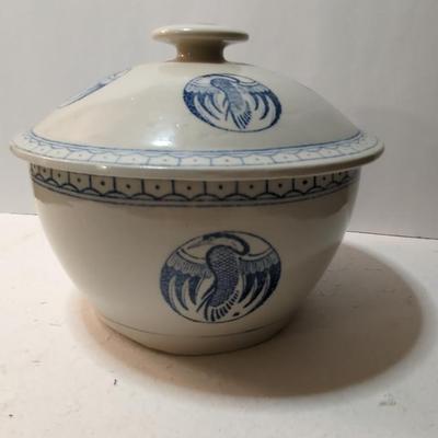 Chinese Porcelain Lidded "Rice Pot" 