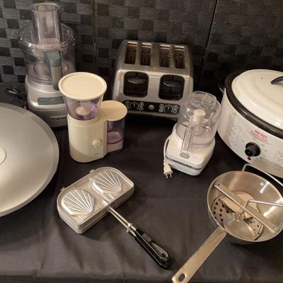 Cuisinart Food Processor, Braun Burr Coffee Grinder, Aroma Roaster Oven, Foreman Grill & More