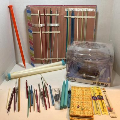 Knitting & Crochet Needles & “Big Sully” Yarn Separator 
