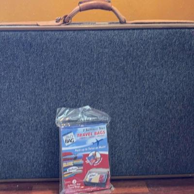 Hartmann Blue Tweed Leather Belted Suitcase And Travel Bags