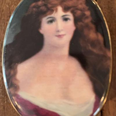 Antique 1910 Porcelain Hand Painted Oval Trinket Box