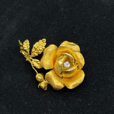 18K Rose Pin With Diamond