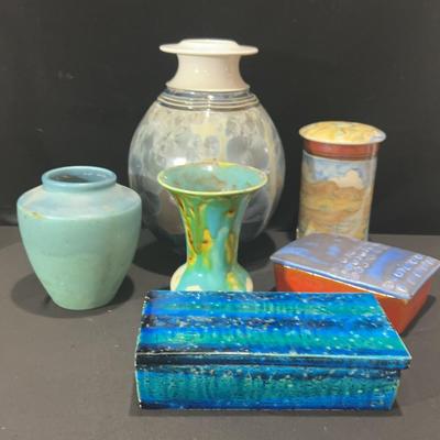 Colorful Decorative Ceramics