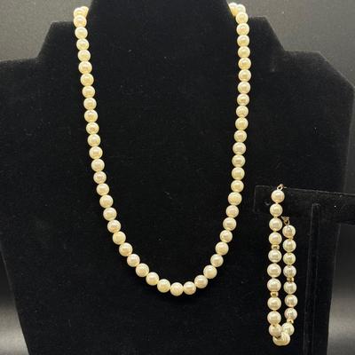 Pearl Necklace And Bracelet