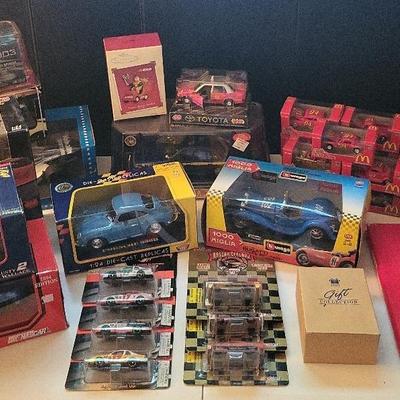 Racing Collectables - Lot 1 (DR)