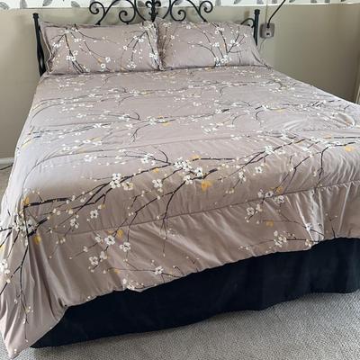 Cal King Bed With Wrought Iron Headboard