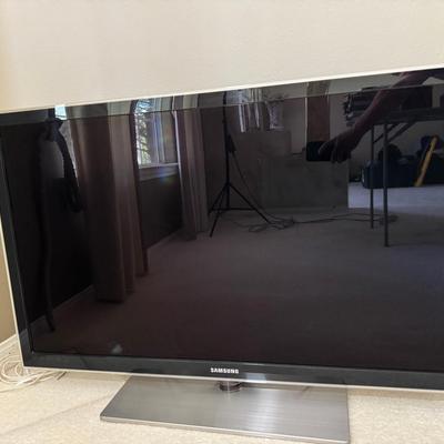 Samsung 46” LED TV | Model UN46C6400 | 1080p Full HD | Remote Missing