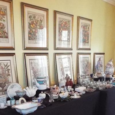 VINTAGE COLONIAL WILLIAMSBURG ROBERT FURBER FRUIT & FLOWER PRINTS AND VARIOUS SMALL PORCELAIN PIECES