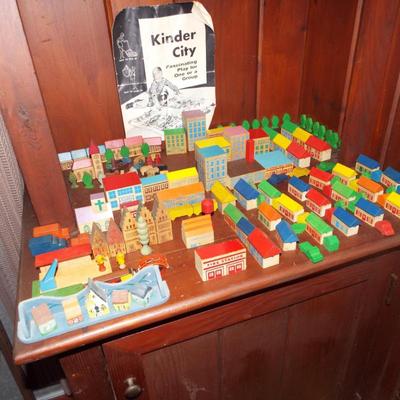 Sale Photo Thumbnail #233: KINDER CITY WOODEN BLOCKS