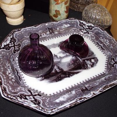 18TH C. MULBERRY STAFFORDSHIRE TRANSFERWARE LARGE PLATTER AND AMETHYST GLASS PIECES