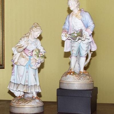 Sale Photo Thumbnail #168: 18TH C. MEISSEN CROSSED SWORDS BISQUE LARGE MAN & WOMAN LOVERS FIGURES (A COUPLE FINGER CHIPPED)