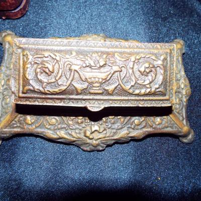 VINTAGE BRONZE ART NOUVEAU HIGNED INKWELL BOX