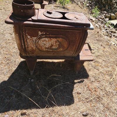 Antique Republic Boxwood  Metal stove 