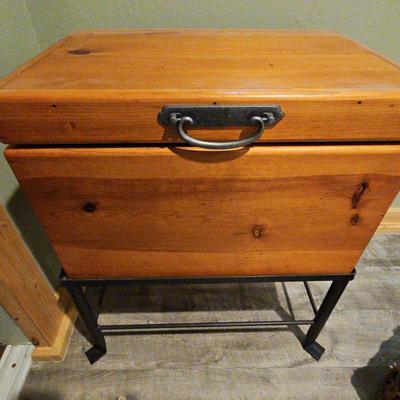 Cedar Chest & Decor