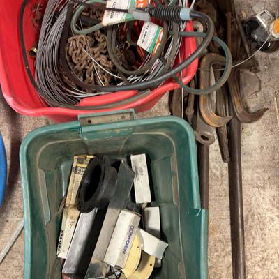 Various Building Items. 