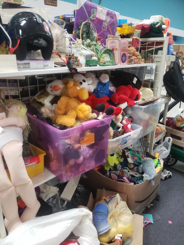 Sale Photo Thumbnail #376