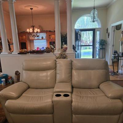 Sale Photo Thumbnail #117