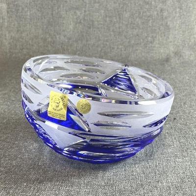 Caesar Crystal Bohemiae MIRAGE Standard Chestnut Bowl In Cobalt