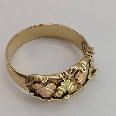10K Two Tone Gold Ring...Sz 8