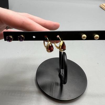 14k Gold Earrings: Garnet And Amethyst