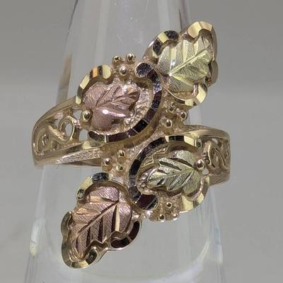 10K Two Tone Gold Ring...Sz 6