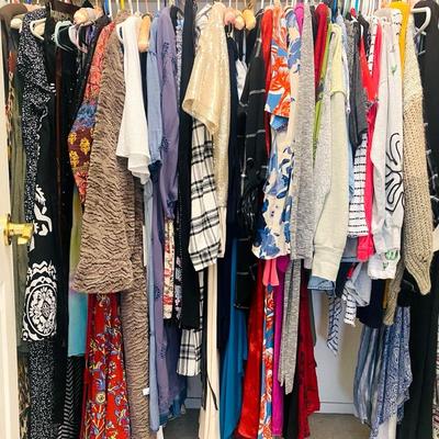 Women’s Walk In Closet
