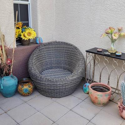 Outdoor Seating Area