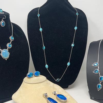 Blue  Simulant Topaz Jewelry 