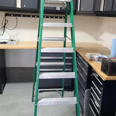 Louisville 7' Ladder