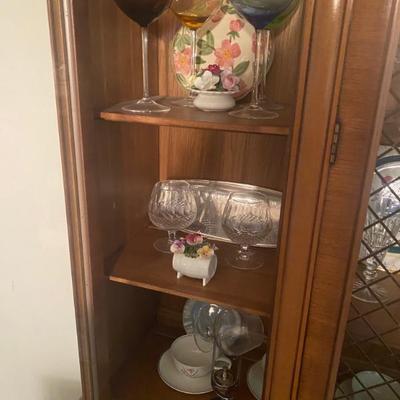 Sale Photo Thumbnail #11: Estate Sales By Olga in Mountainside, NJ