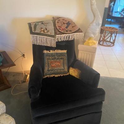 Sale Photo Thumbnail #22: Estate Sales By Olga in Mountainside, NJ