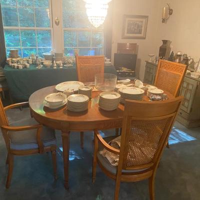 Sale Photo Thumbnail #2: Estate Sales By Olga in Mountainside, NJ