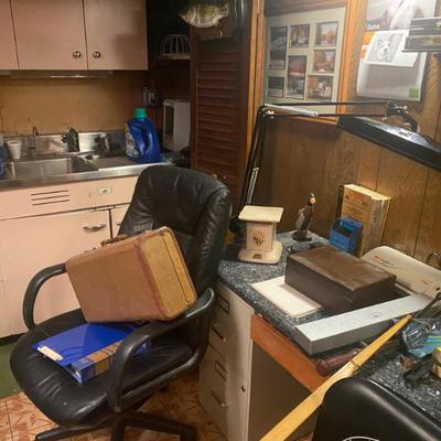 Sale Photo Thumbnail #124: Estate Sales By Olga in Mountainside, NJ