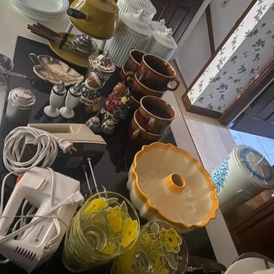 Sale Photo Thumbnail #112: Estate Sales By Olga in Mountainside, NJ