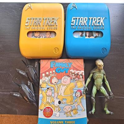 Geek Lot:  Star Trek Original Series Disc Sets; X-Files Alien Figure; and More 