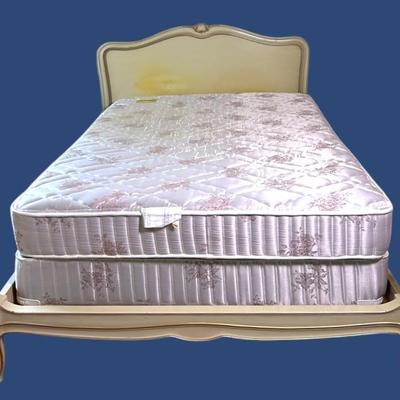 Vintage Drexel French Provincial Off-White Queen Bed Frame, 60x80x45" – Mattress Optional
