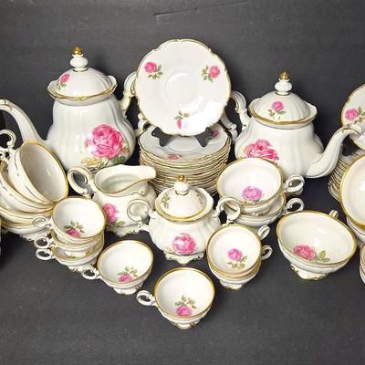 Hutschenreuther "The Dundee"  Tea & Coffee China Set - Service For 12