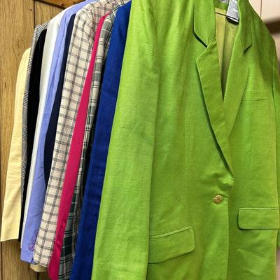 Vintage Blazers & More - Albert Nipon, Harve Benard, Chaus & More (M-XL)
