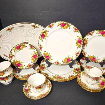 Royal Albert Old Country Roses China - Service for 4, Plus Platter