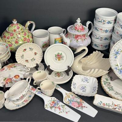 Floral Porcelain & More: Aynsley, Spode, Wedgwood, Villeroy & Boch, Minton