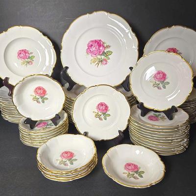 Hutschenreuther "The Dundee" China Set (5- Piece Placing Setting with Bowls) - Service For 12 