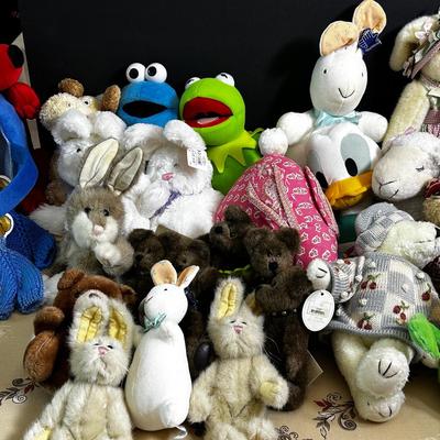 Vintage Plush Stuffed Animals & Characters - Gund, Boyds, Eden, Hallmark, More - Many with tags