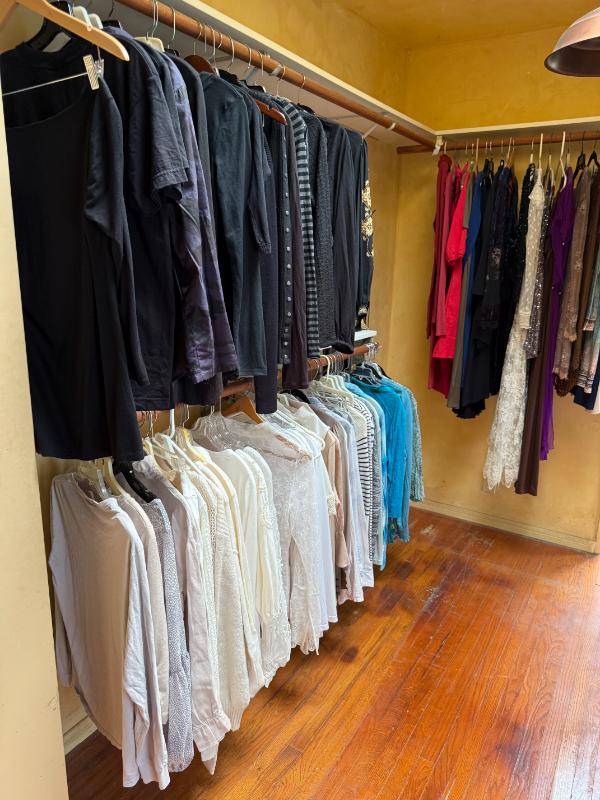 Sale Photo Thumbnail #47