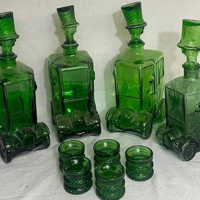Vintage Car Shaped Green Class Decanters & 5 Shot Glasses 