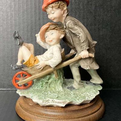 Giuseppe Armani Figurine of Children Playing