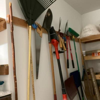Garden and Yard Tool Lot