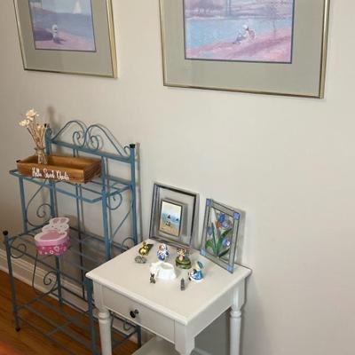 Pastel Decor and Small Furniture Lot