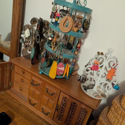 Sale Photo Thumbnail #183