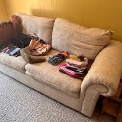 Sale Photo Thumbnail #103